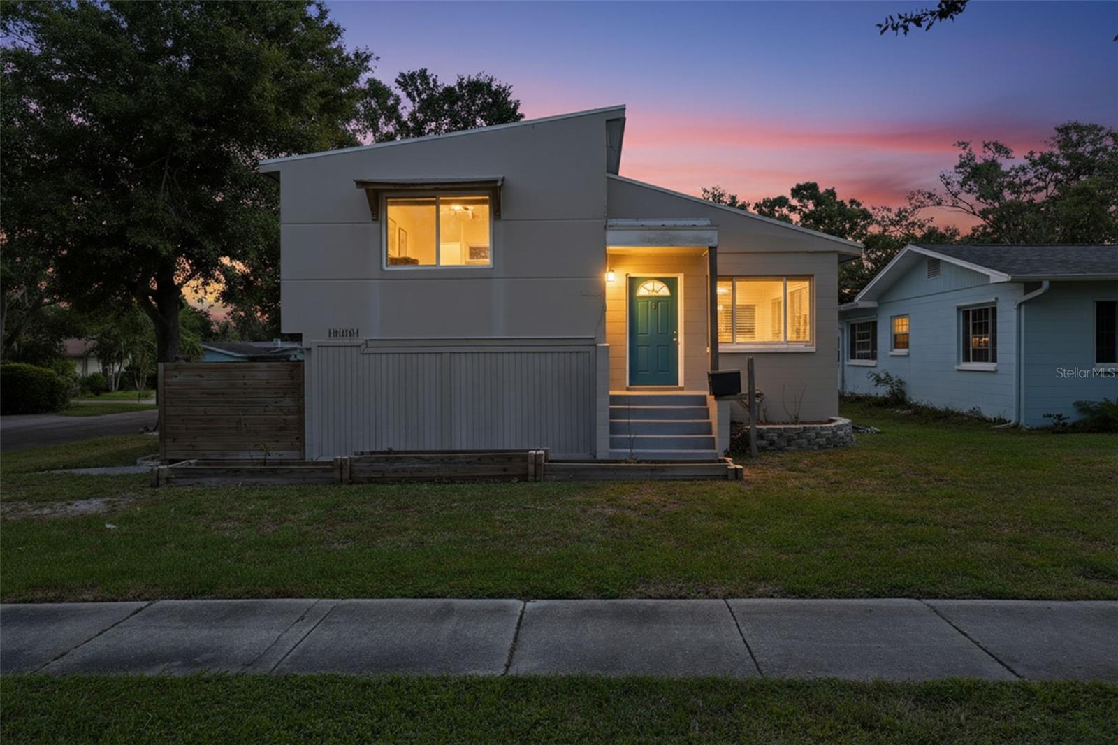 Details for 4247 Dr Martin Luther King Jr Street N, ST PETERSBURG, FL 33703