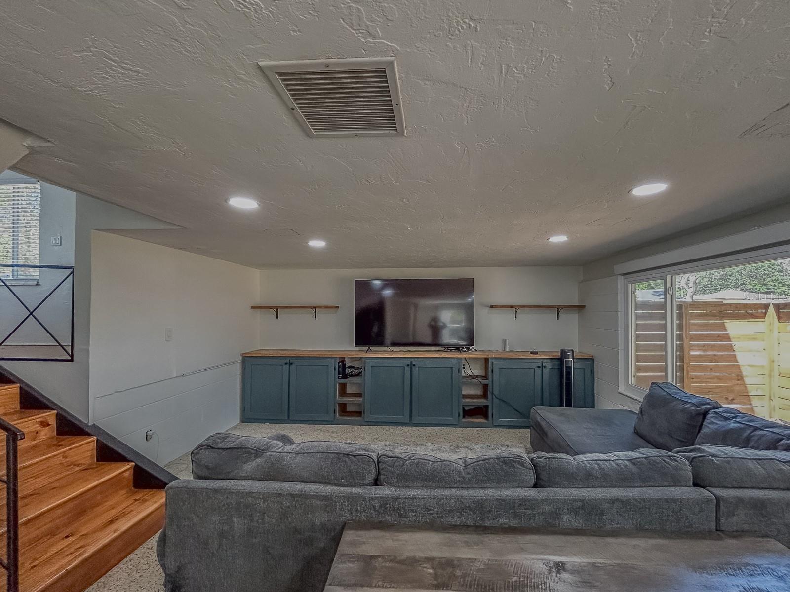 Image 29 of 55 For 4247 Dr Martin Luther King Jr Street N