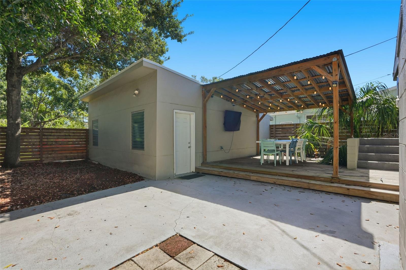 Image 42 of 55 For 4247 Dr Martin Luther King Jr Street N