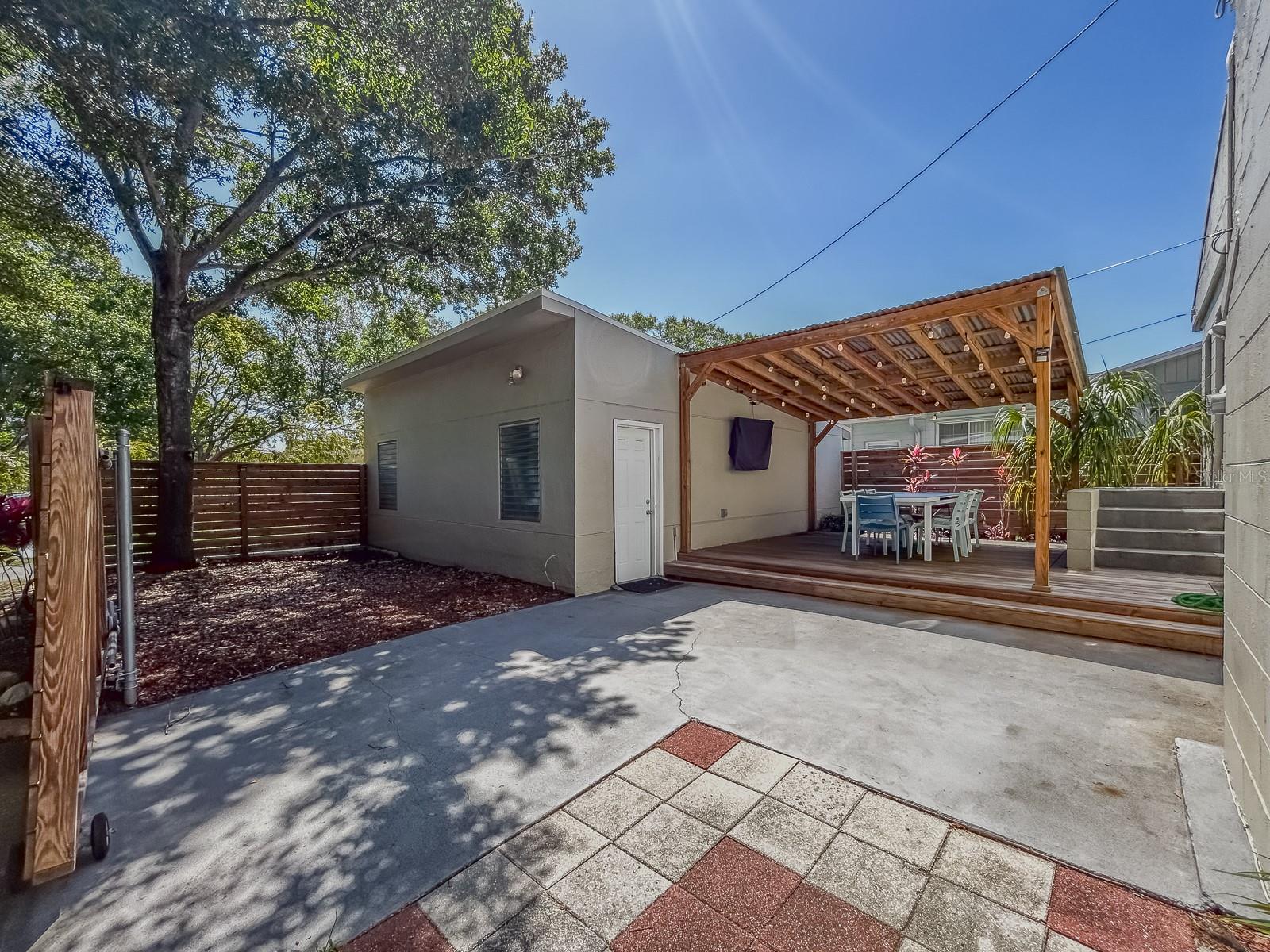 Image 43 of 55 For 4247 Dr Martin Luther King Jr Street N