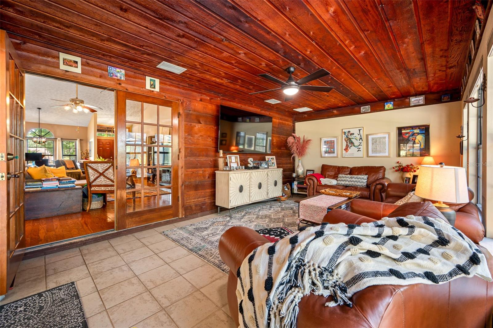 Image 14 of 30 For 9206 65th Avenue E