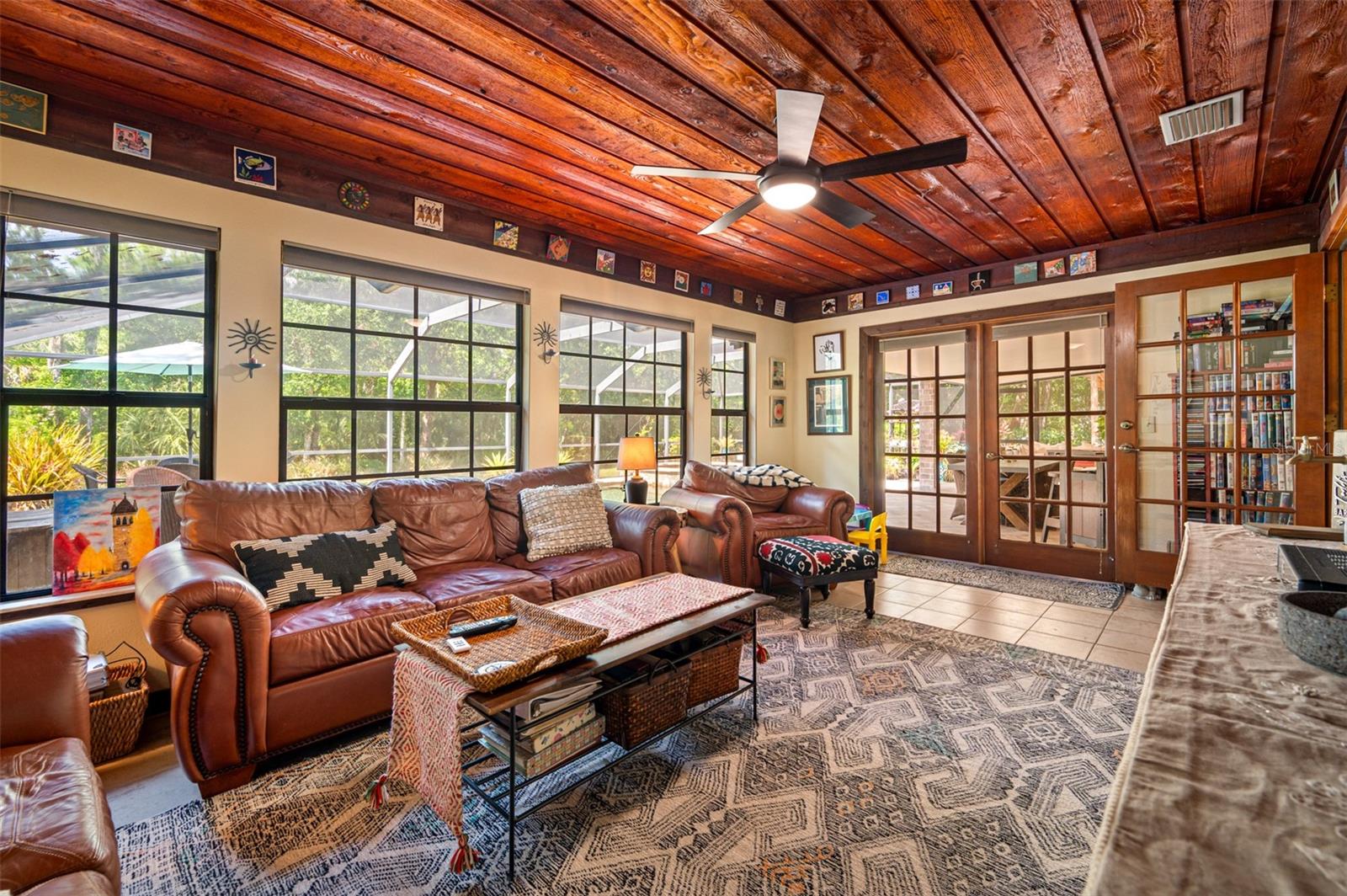 Image 15 of 30 For 9206 65th Avenue E