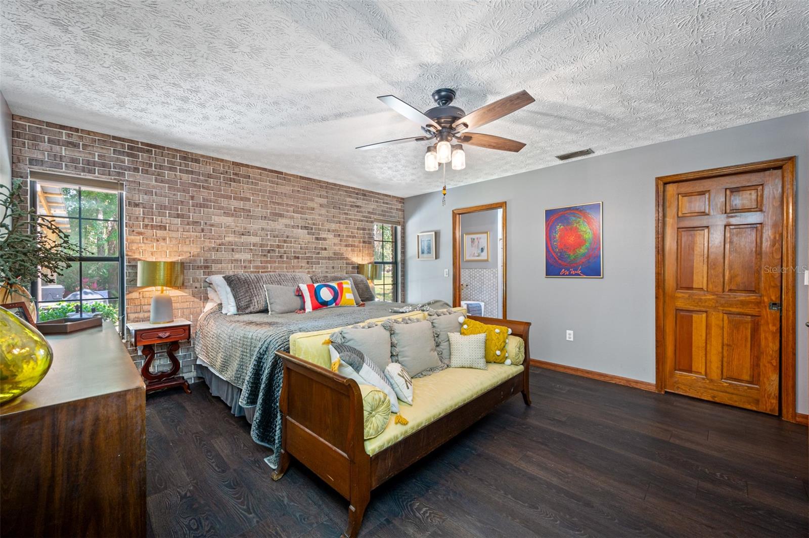 Image 16 of 30 For 9206 65th Avenue E