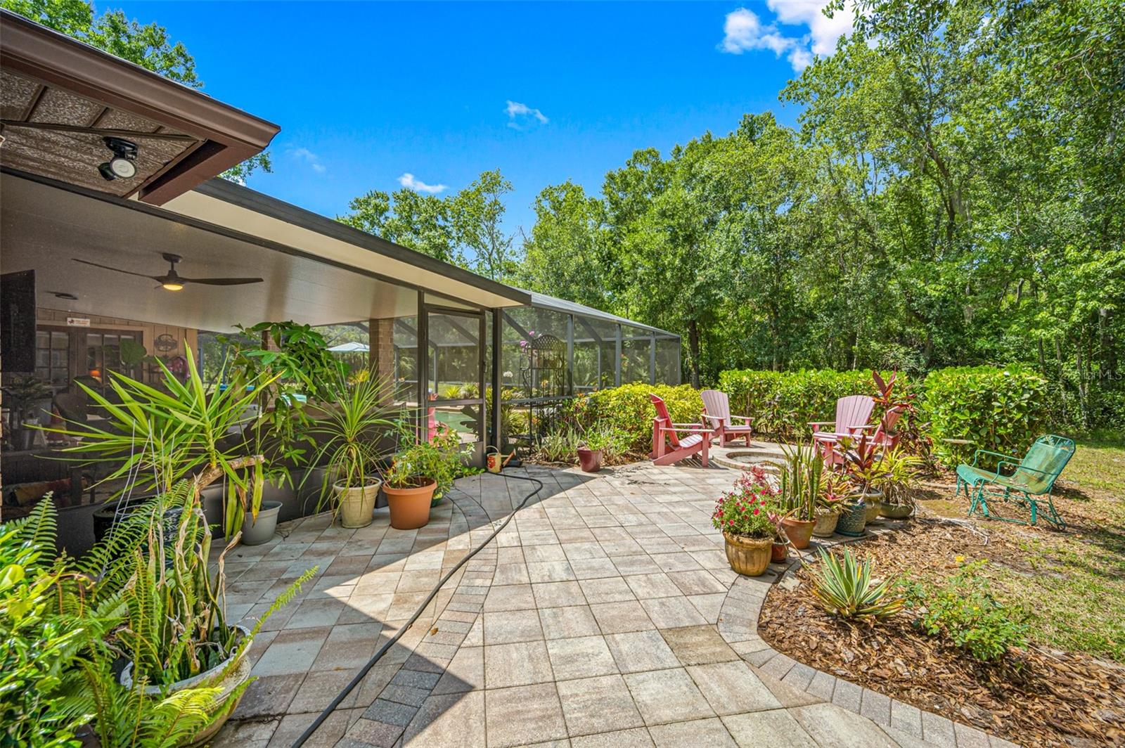 Image 3 of 30 For 9206 65th Avenue E