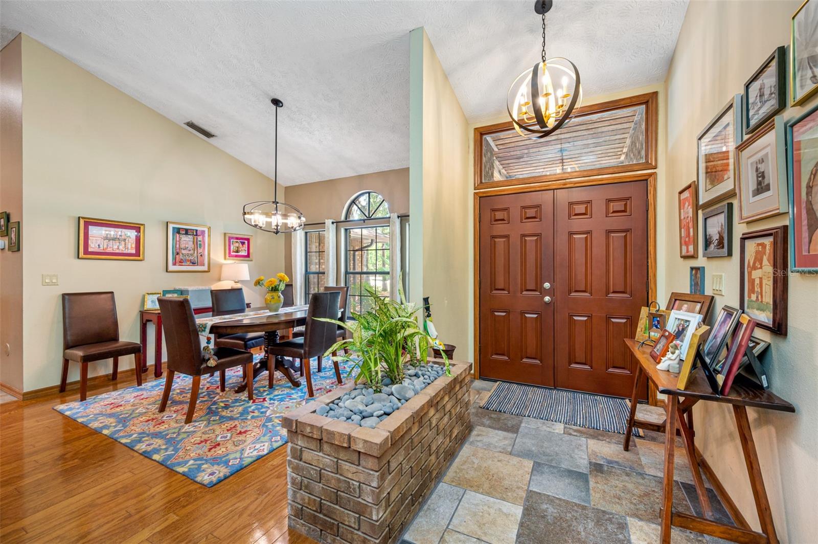 Image 7 of 30 For 9206 65th Avenue E