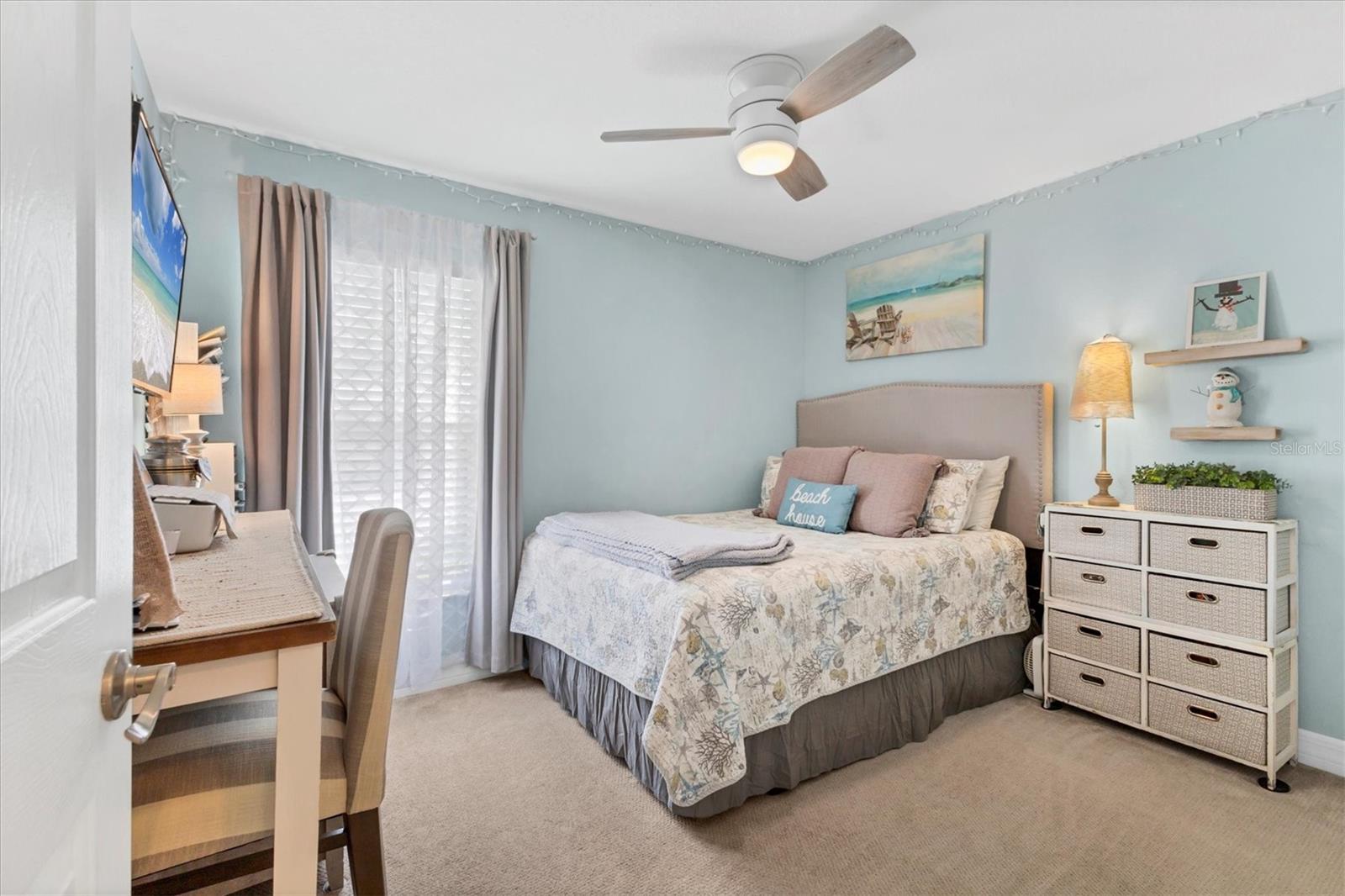 Image 15 of 33 For 7216 48th Avenue E