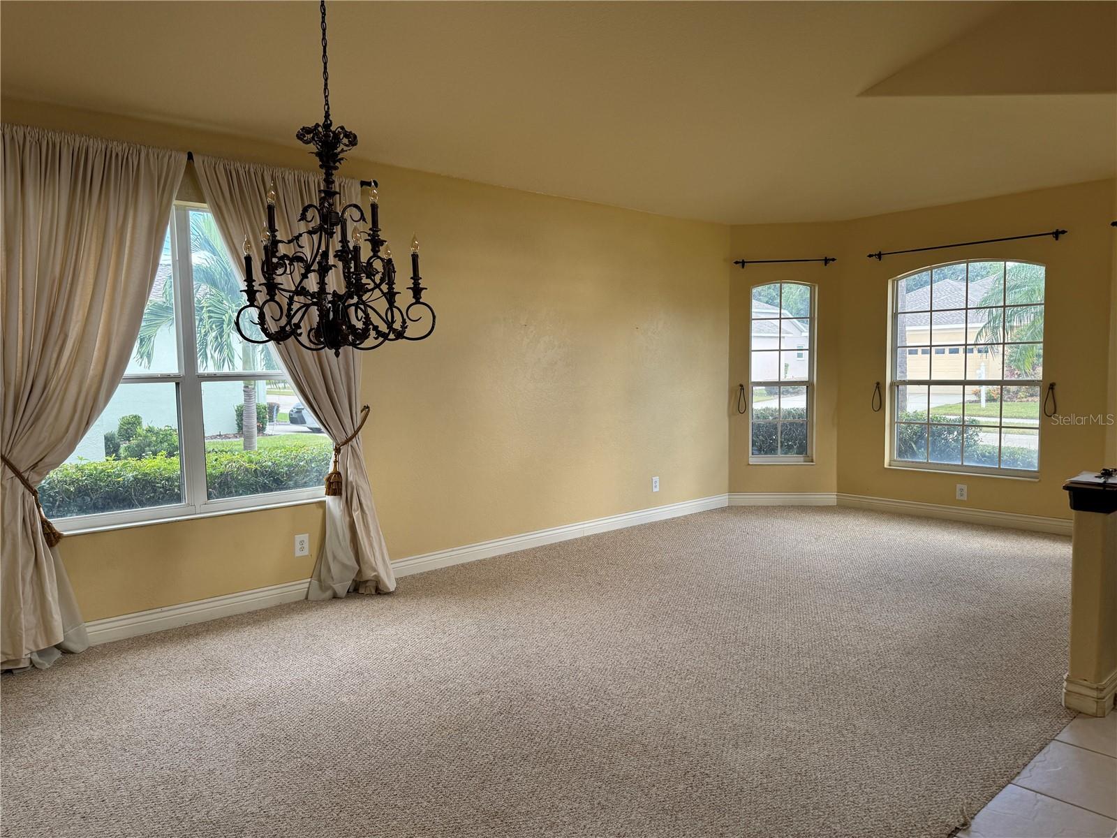 Image 6 of 79 For 7832 Kavanagh Court