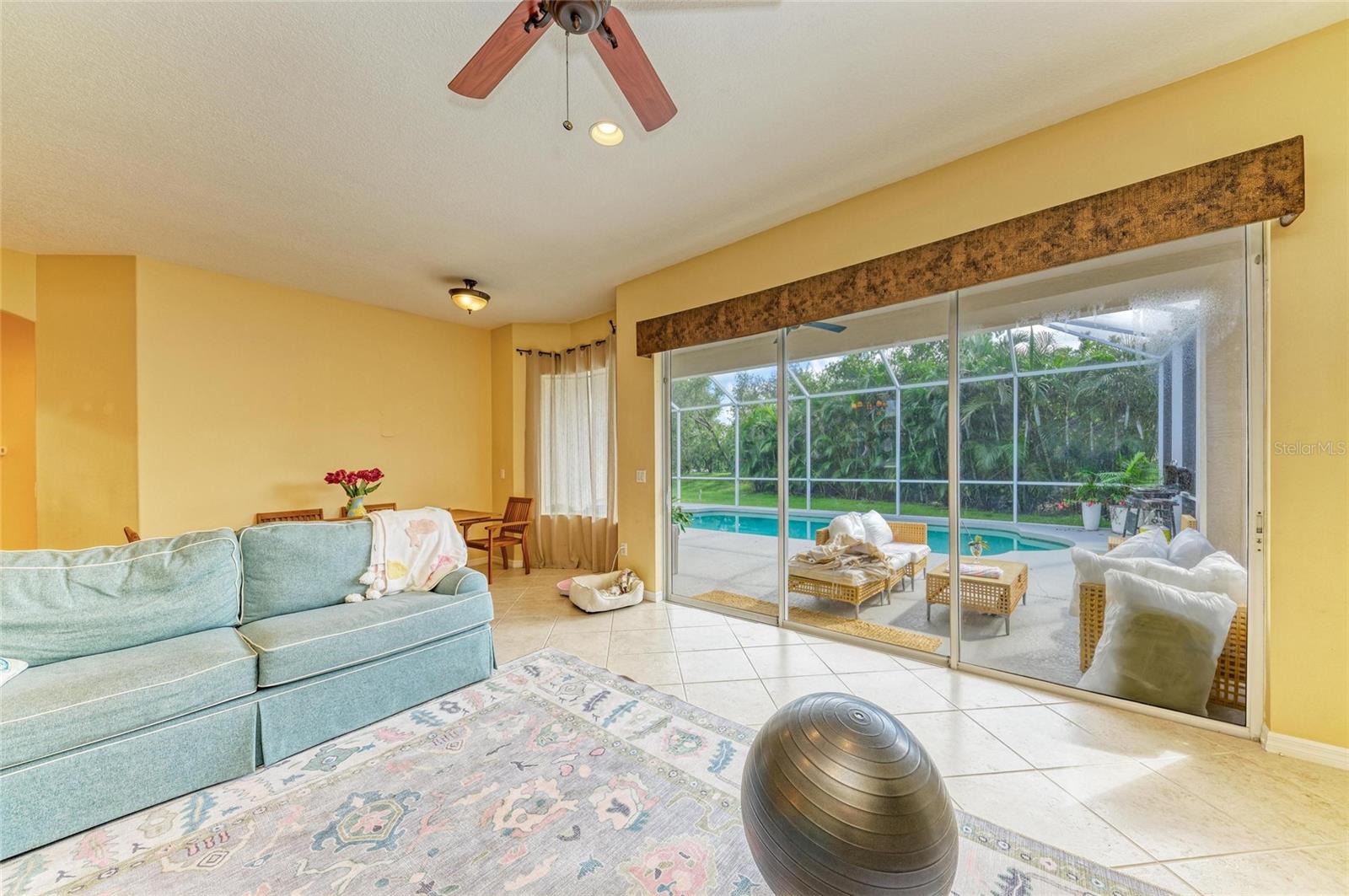 Image 10 of 34 For 7007 Bridle Path Court