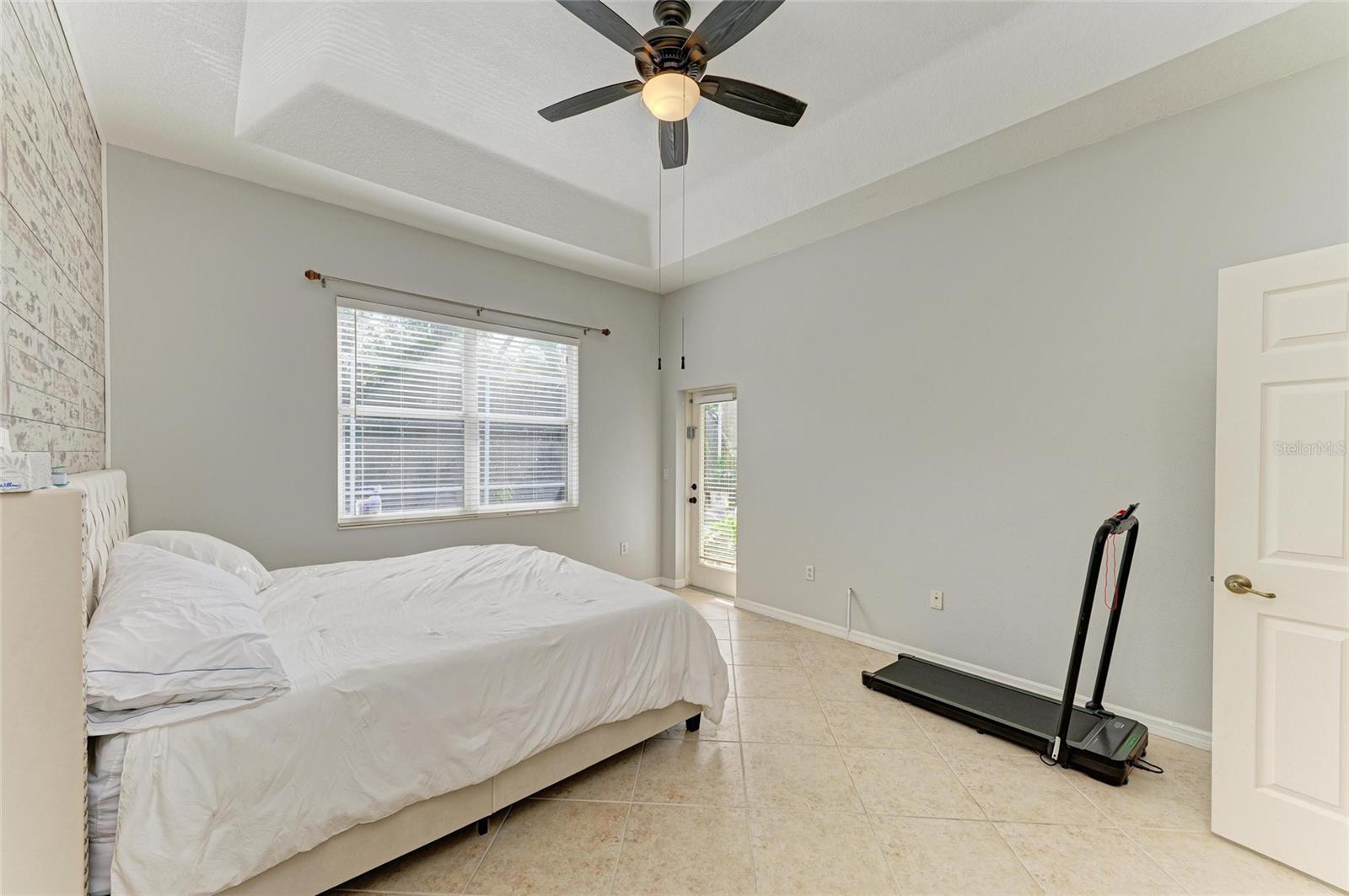 Image 15 of 34 For 7007 Bridle Path Court