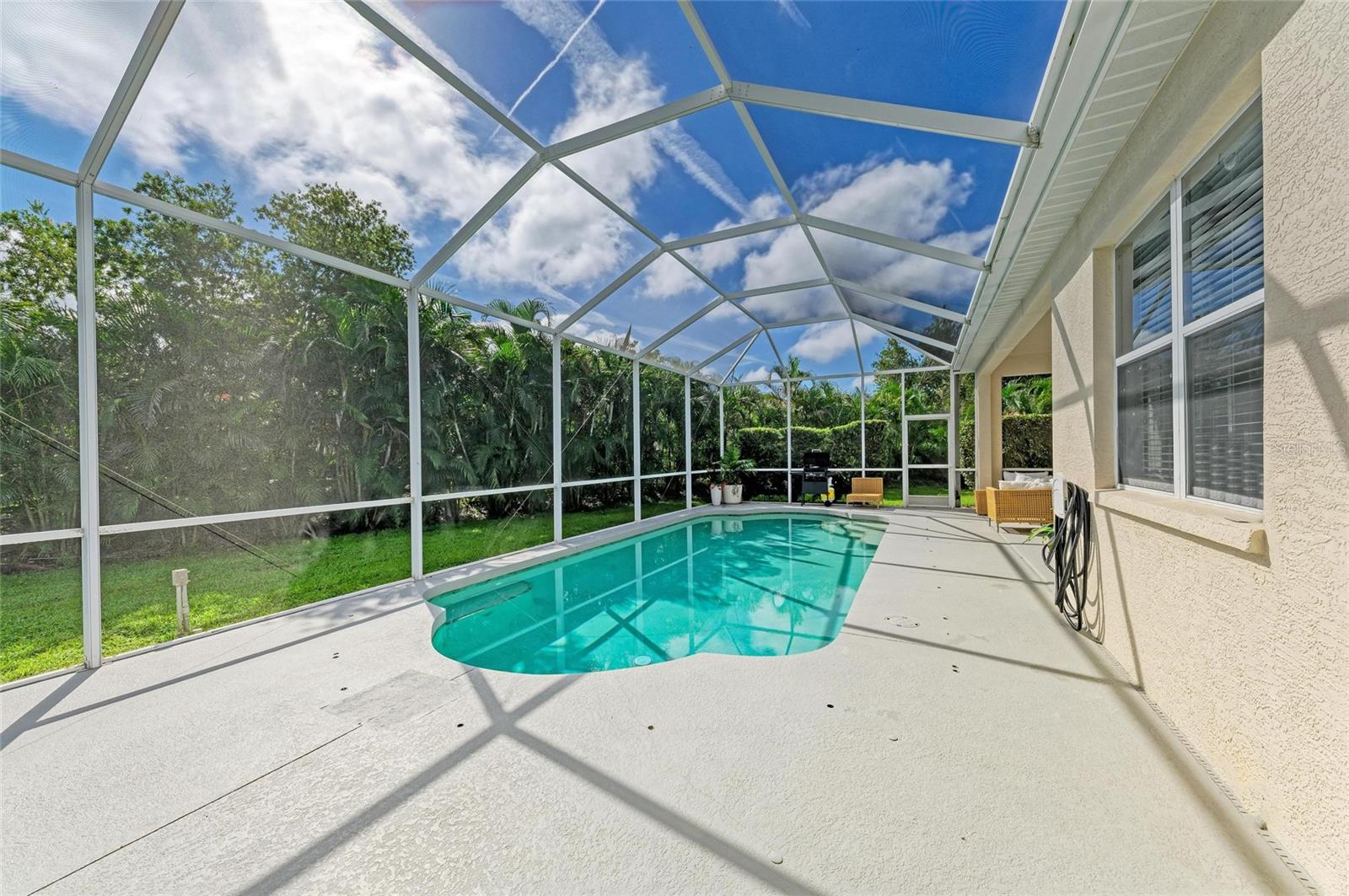 Image 27 of 34 For 7007 Bridle Path Court