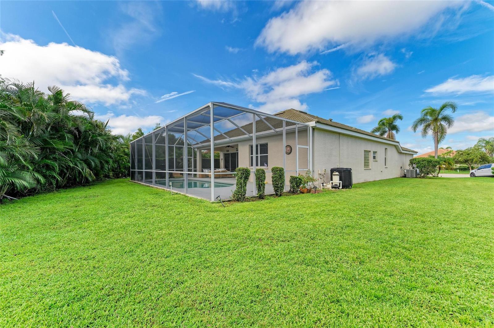 Image 30 of 34 For 7007 Bridle Path Court