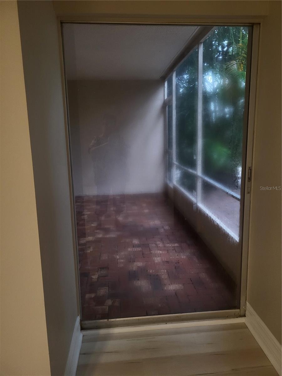 Image 18 of 29 For 3360 Osprey Avenue 102b