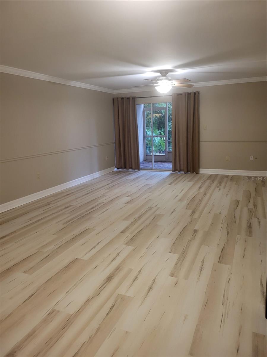 Image 7 of 29 For 3360 Osprey Avenue 102b