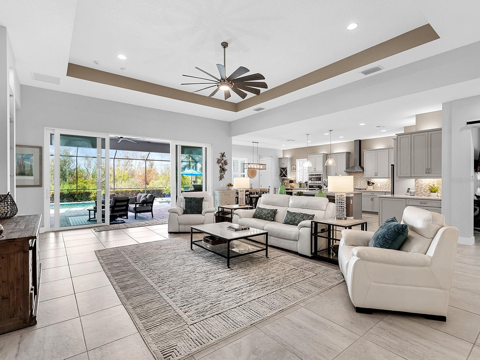 Image 11 of 81 For 8273 Grande Shores Drive