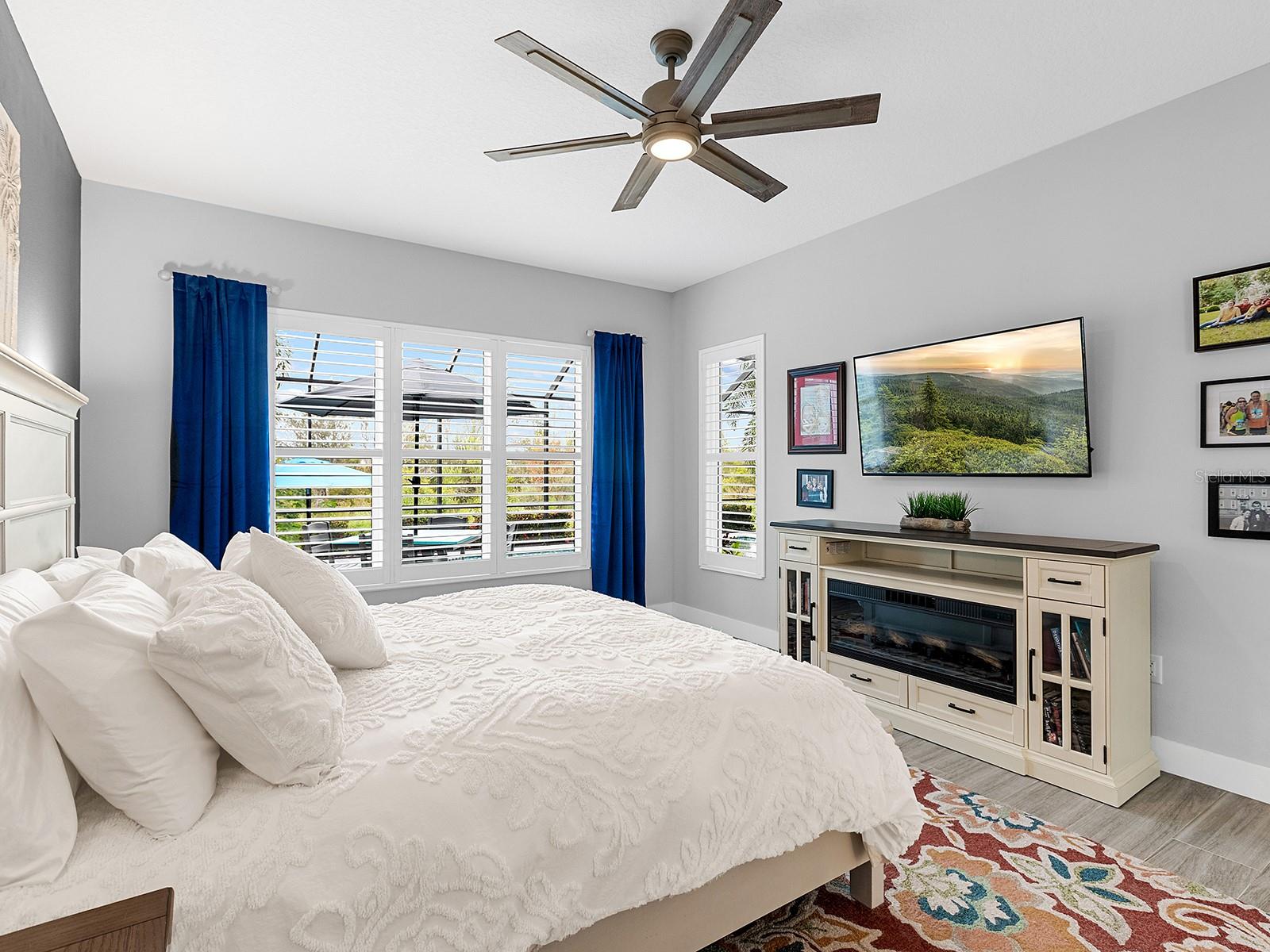 Image 38 of 81 For 8273 Grande Shores Drive