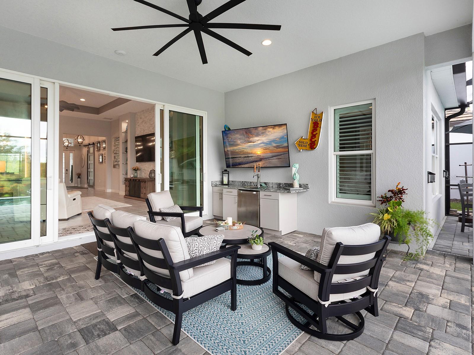 Image 40 of 81 For 8273 Grande Shores Drive