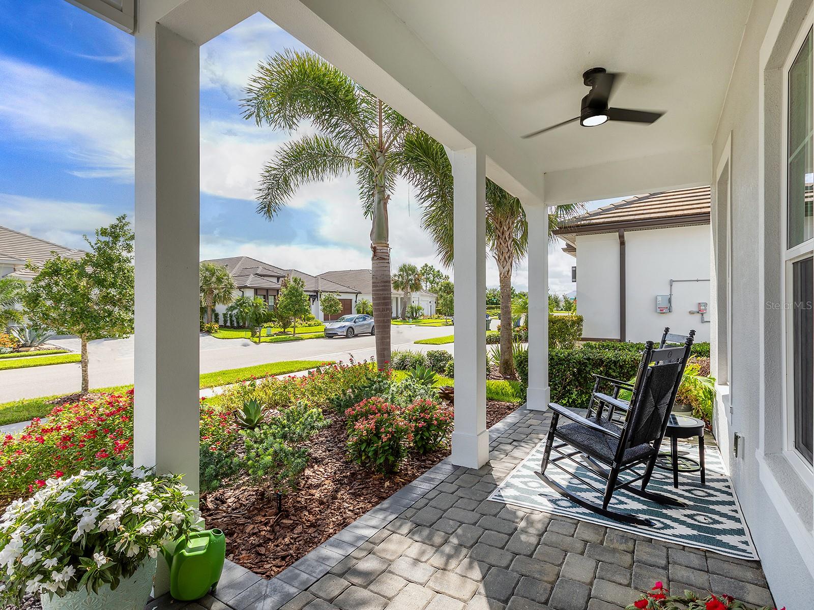 Image 5 of 81 For 8273 Grande Shores Drive