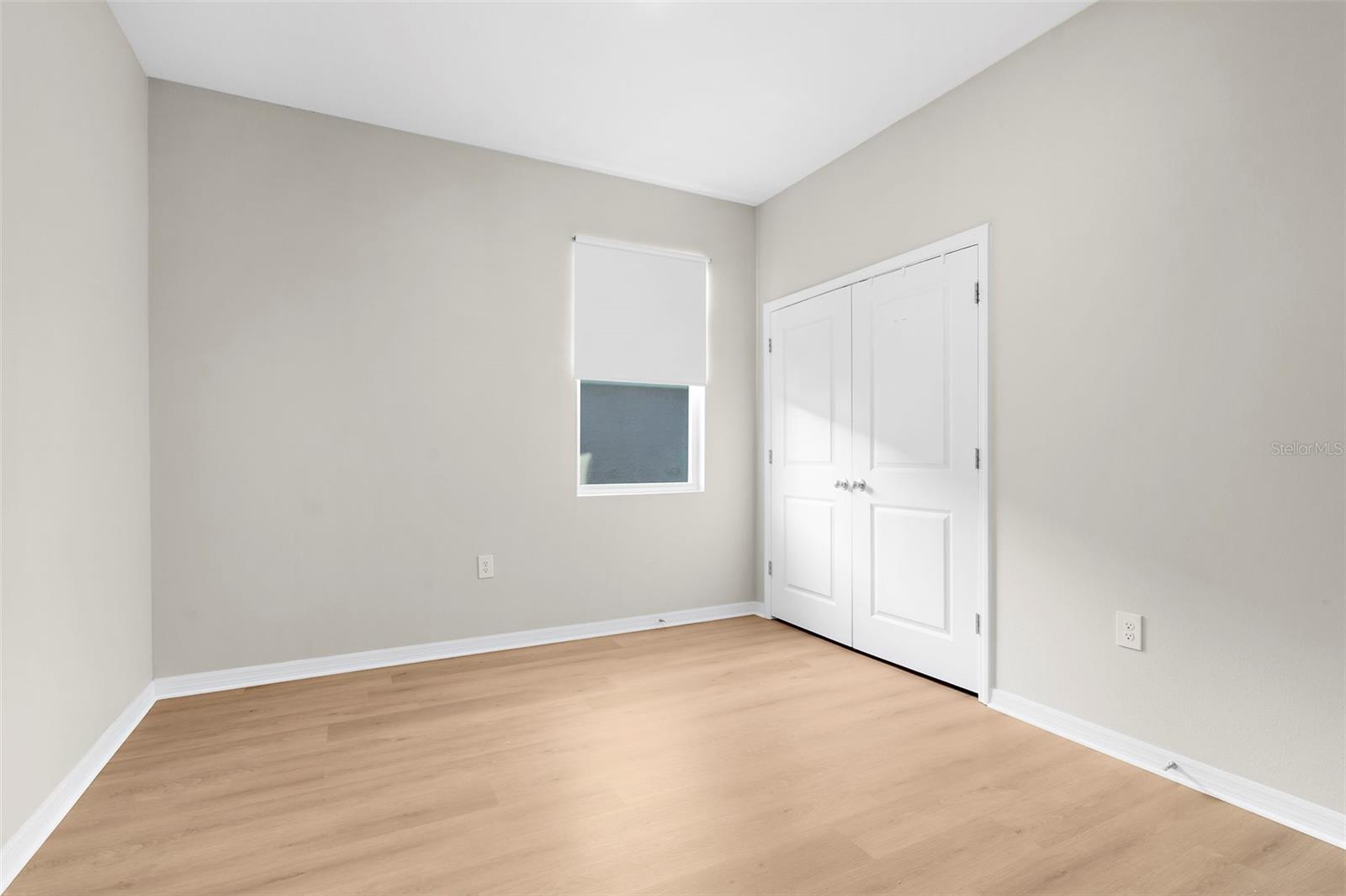 Image 11 of 40 For 3934 Lively Coral Place