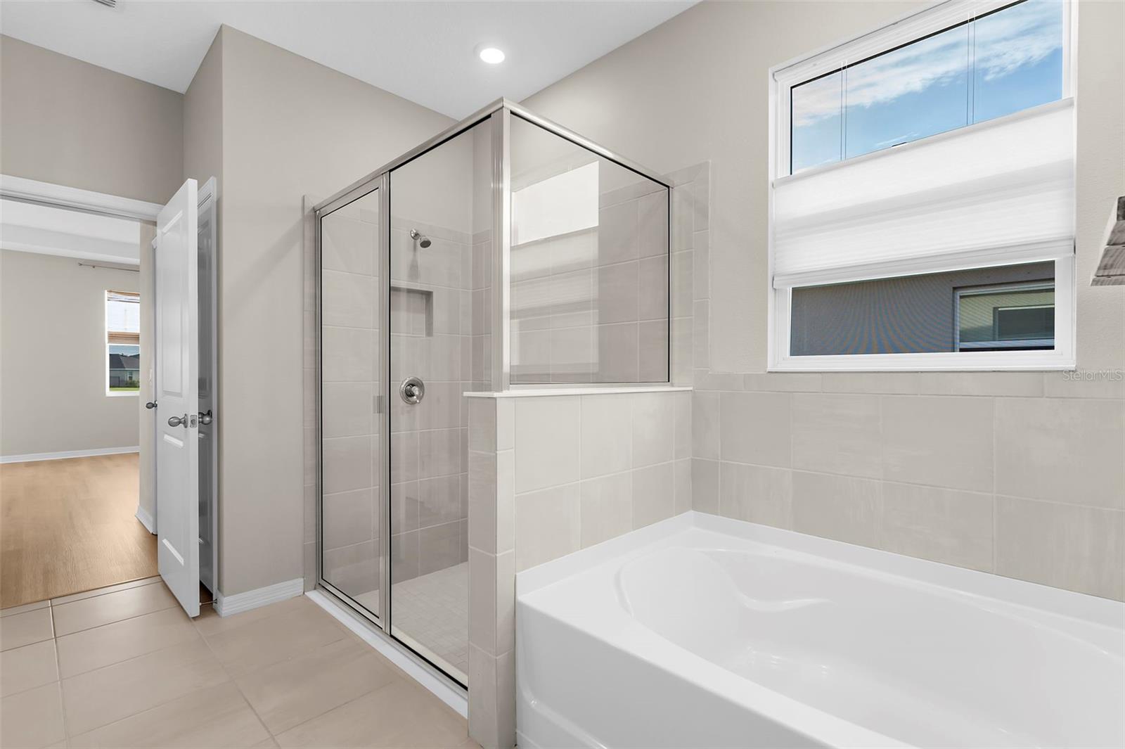 Image 30 of 40 For 3934 Lively Coral Place