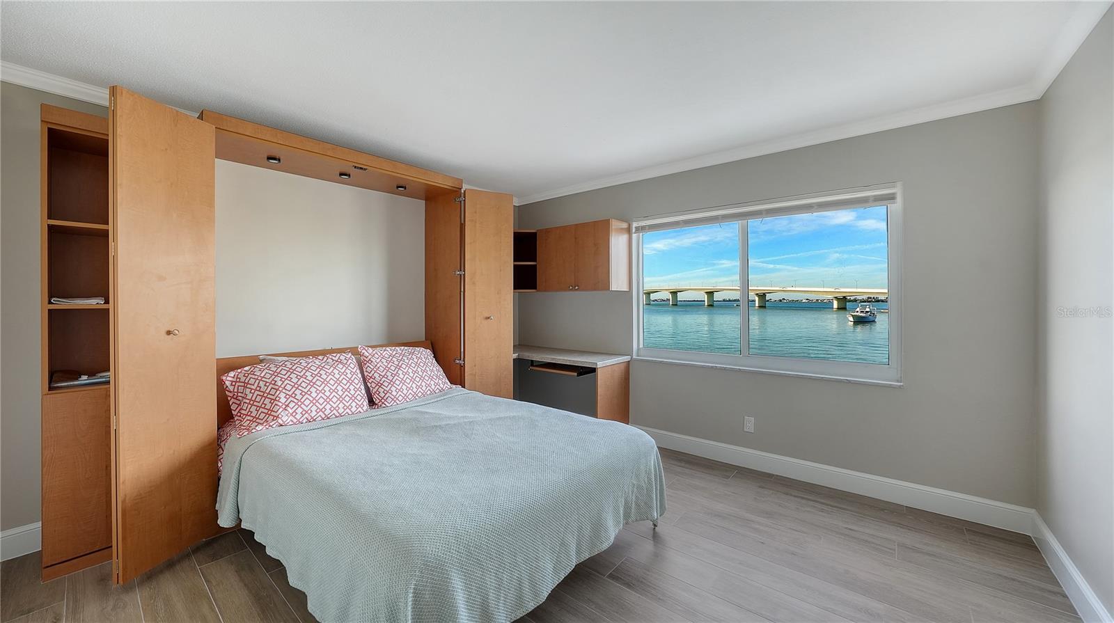 Image 16 of 24 For 226 Golden Gate Point 23