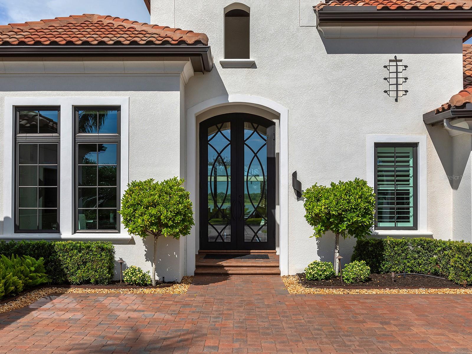 Image 23 of 100 For 14831 Como Circle