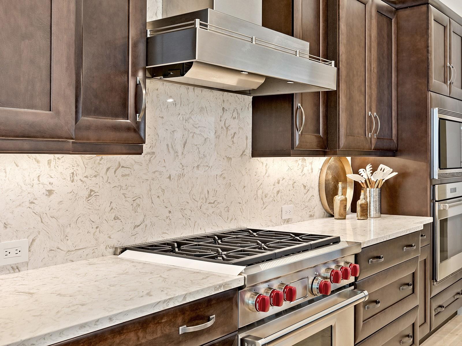 Image 33 of 100 For 14831 Como Circle