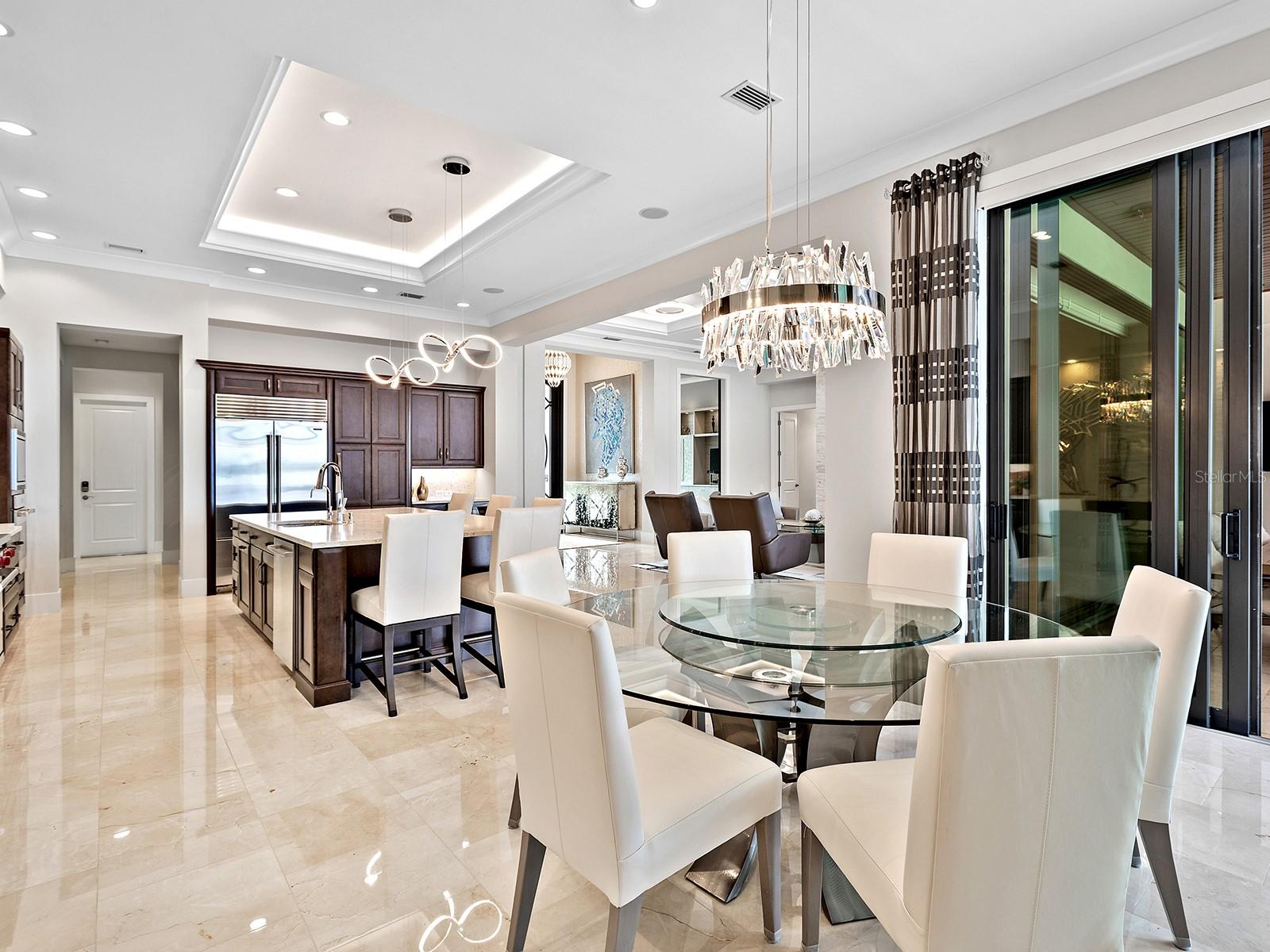 Image 42 of 100 For 14831 Como Circle