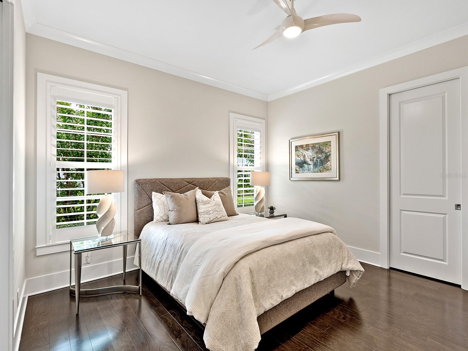 Image 56 of 100 For 14831 Como Circle