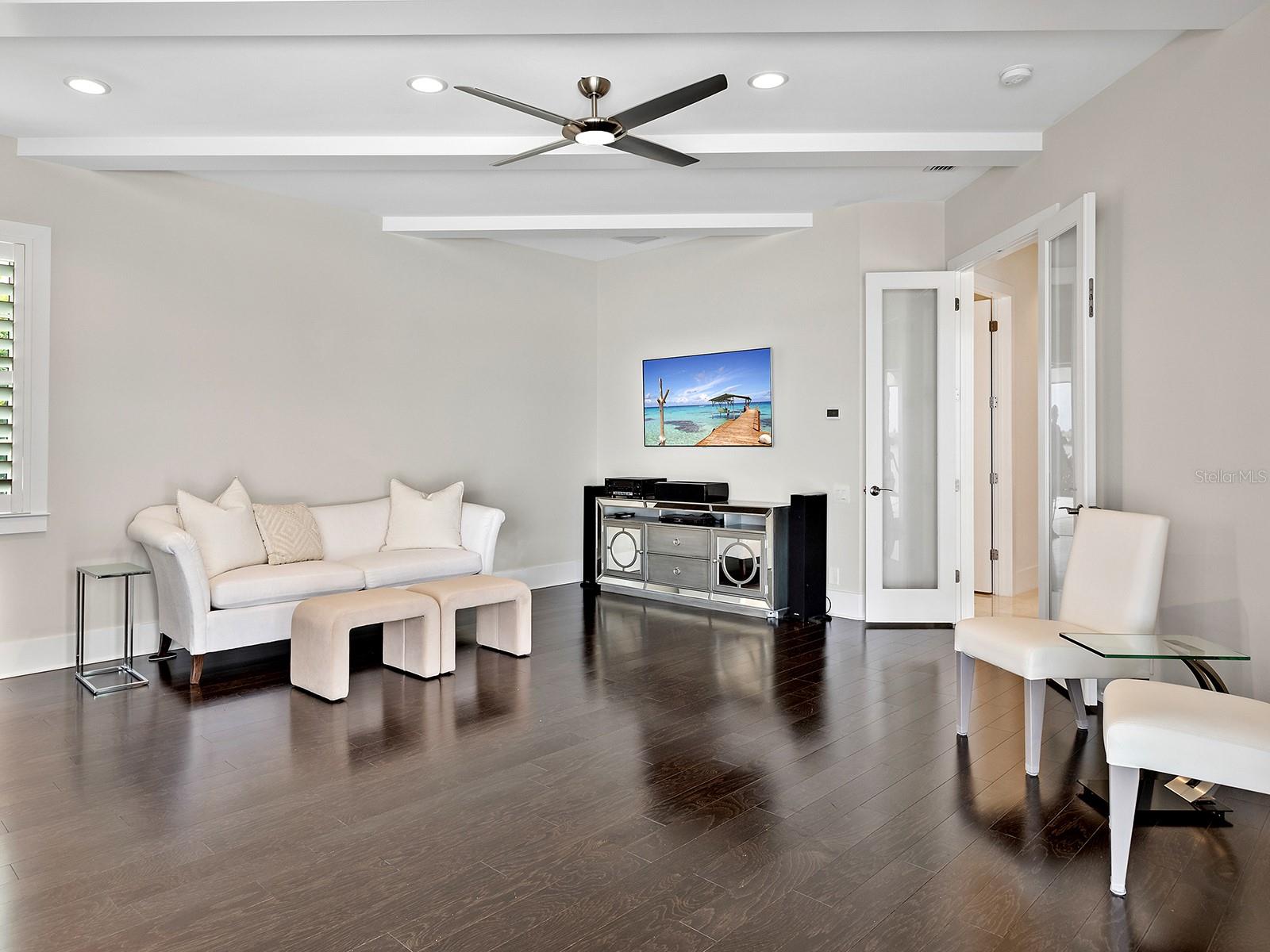 Image 64 of 100 For 14831 Como Circle