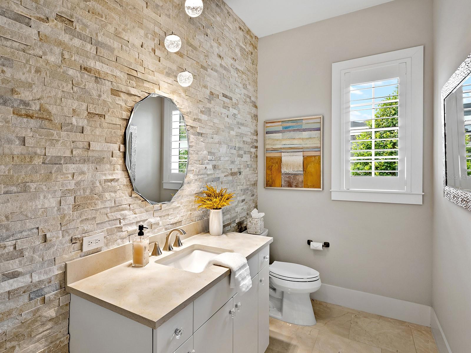 Image 65 of 100 For 14831 Como Circle