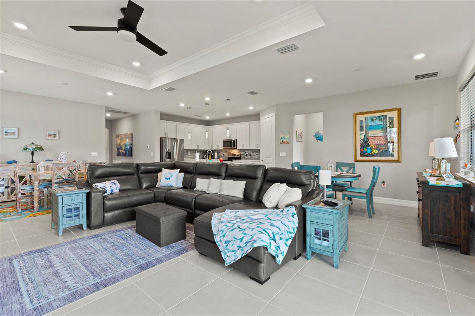 Image 10 of 32 For 2117 Laurifolia Court