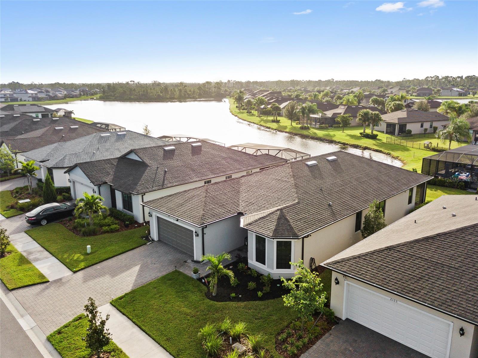 Image 2 of 32 For 2117 Laurifolia Court