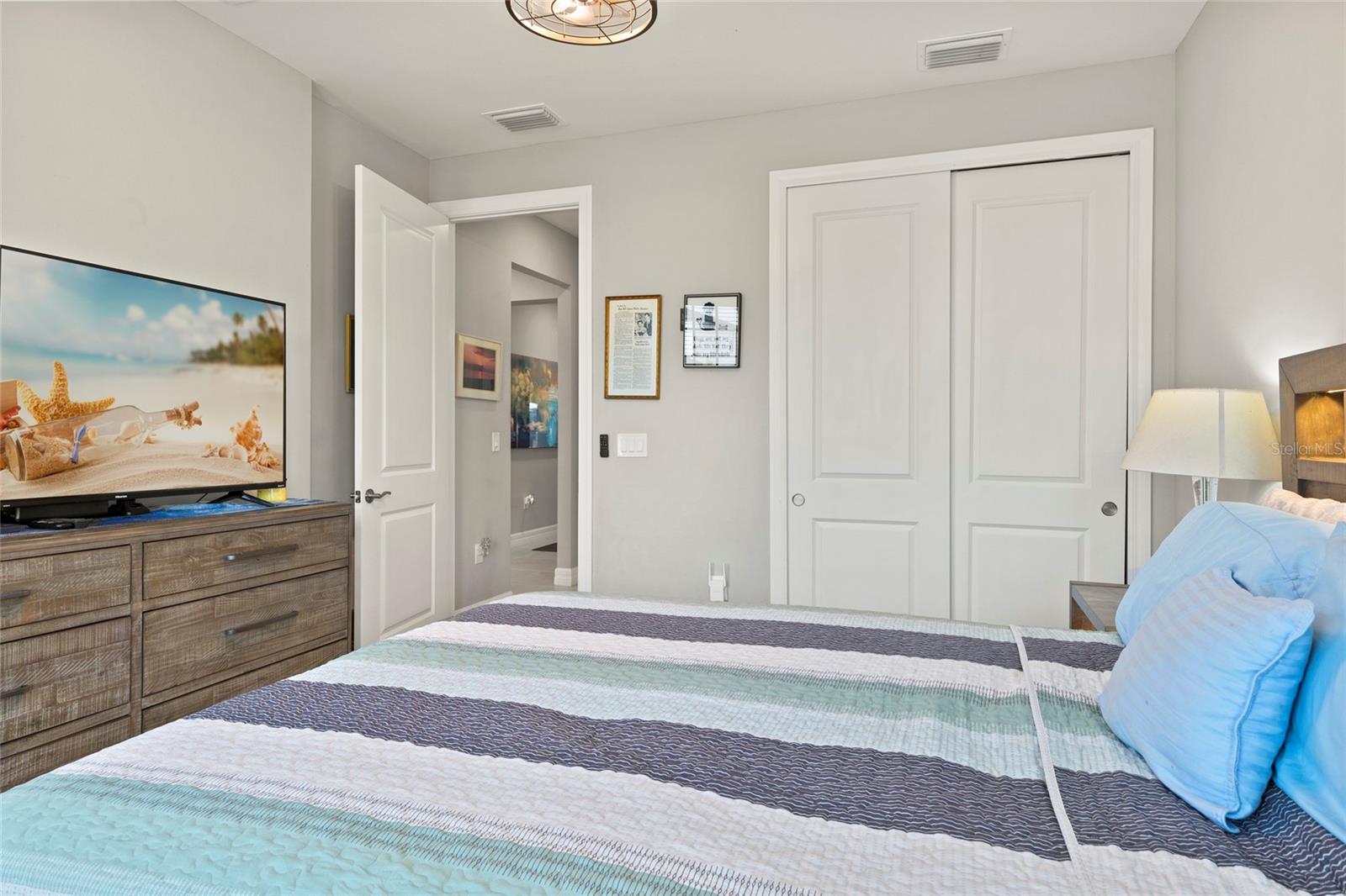 Image 21 of 32 For 2117 Laurifolia Court