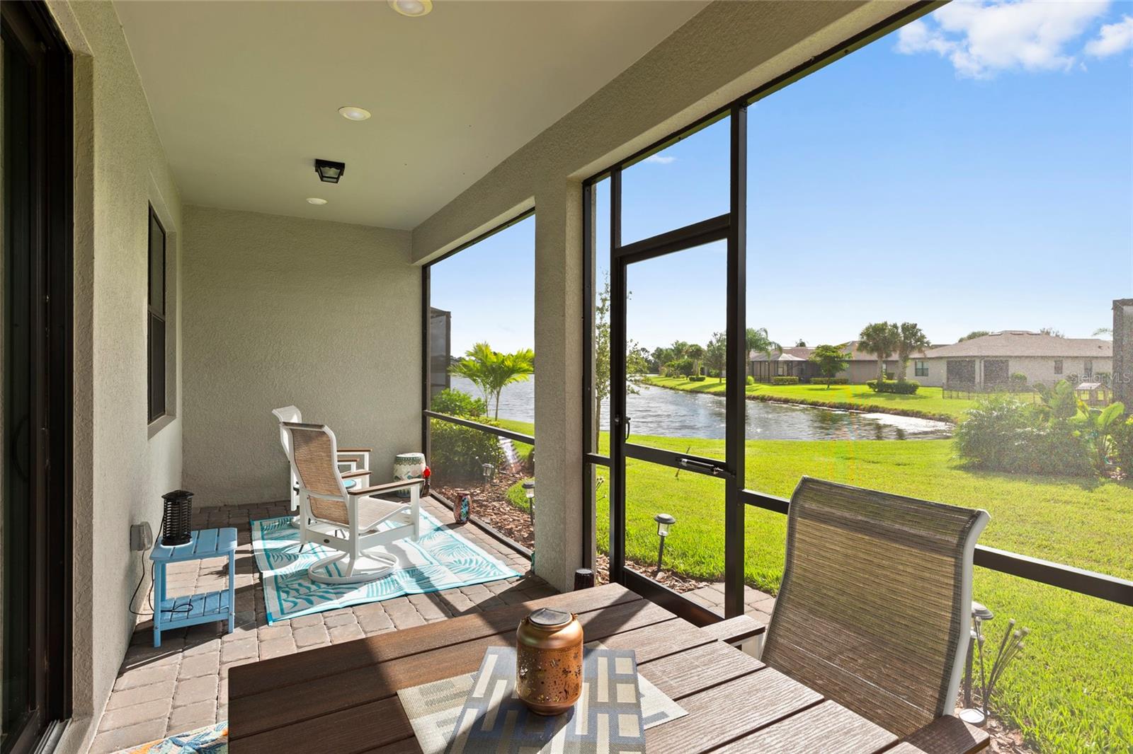 Image 6 of 32 For 2117 Laurifolia Court