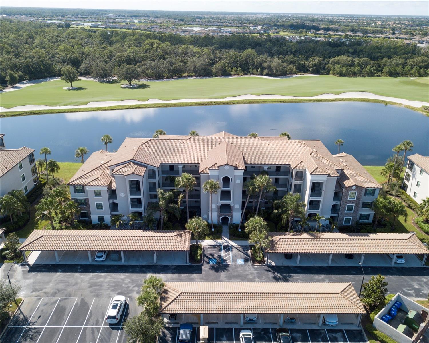 Image 41 of 88 For 17108 Vardon Terrace 204