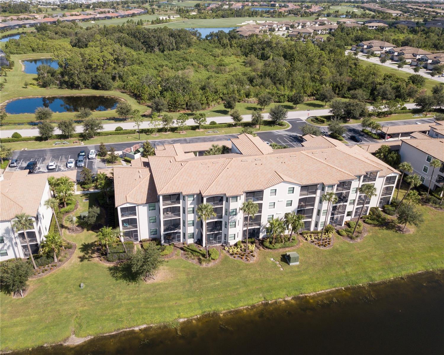 Image 42 of 88 For 17108 Vardon Terrace 204