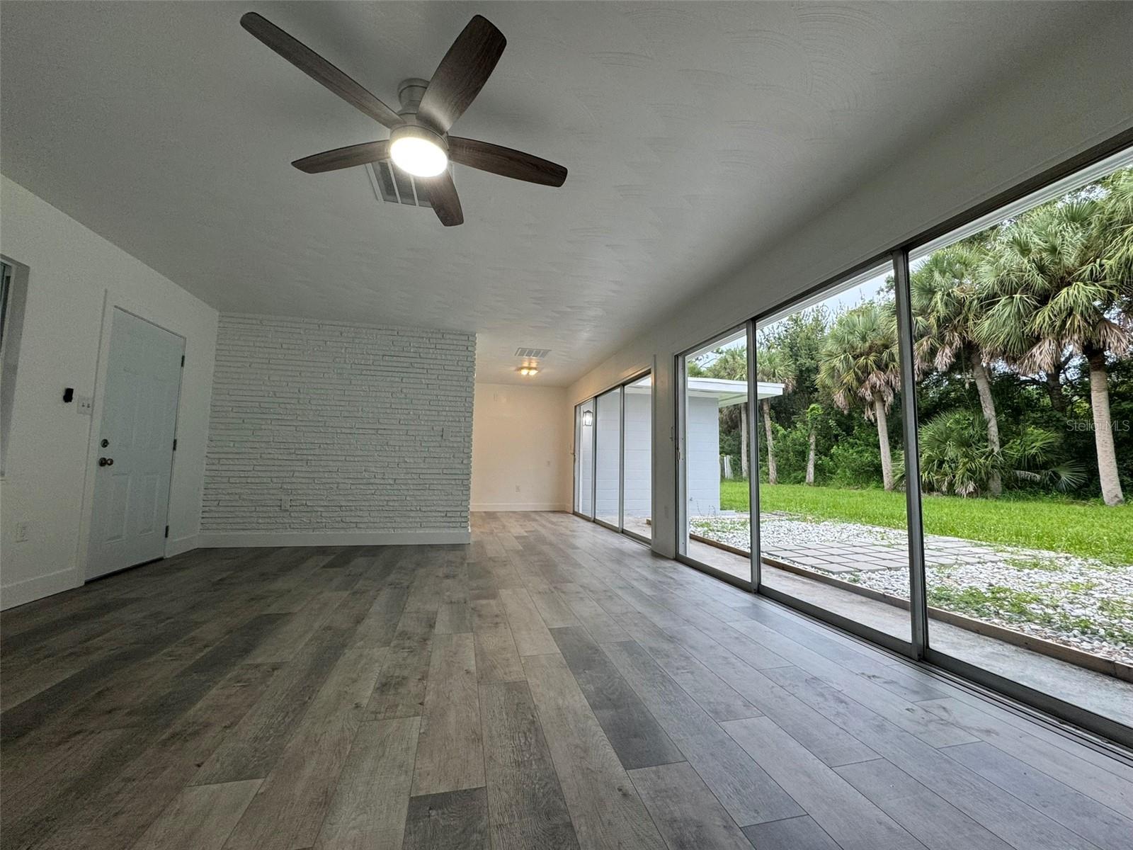 Image 31 of 70 For 116 Myakka Drive