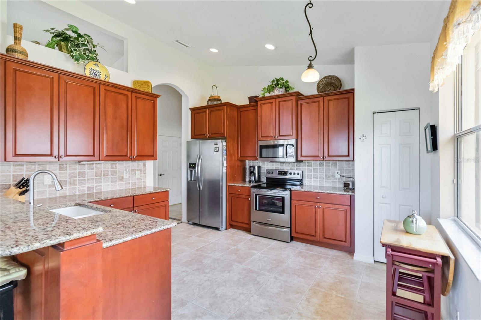 Image 10 of 31 For 4211 64th Drive E