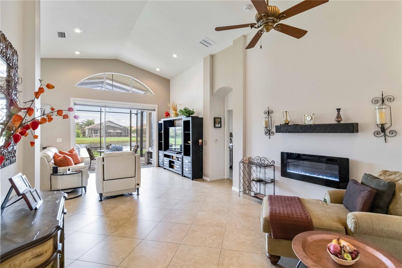 Image 4 of 31 For 4211 64th Drive E