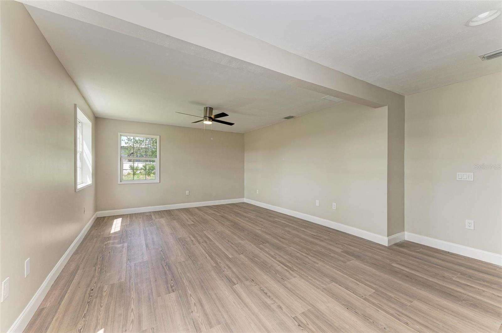 Image 15 of 24 For 8164 Robert Street