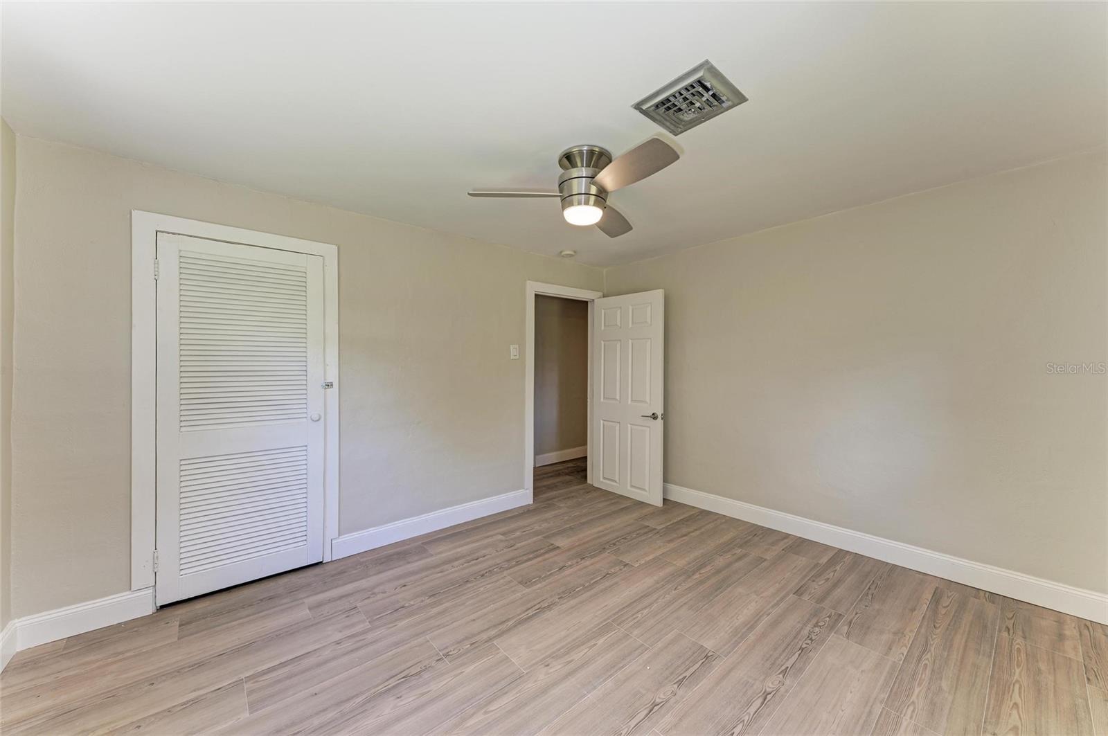 Image 18 of 24 For 8164 Robert Street