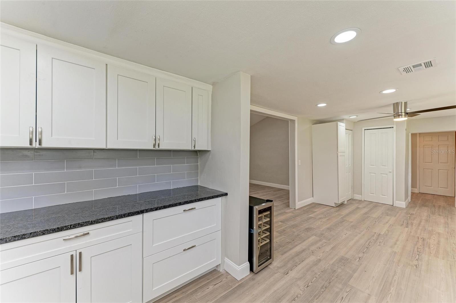 Image 7 of 24 For 8164 Robert Street