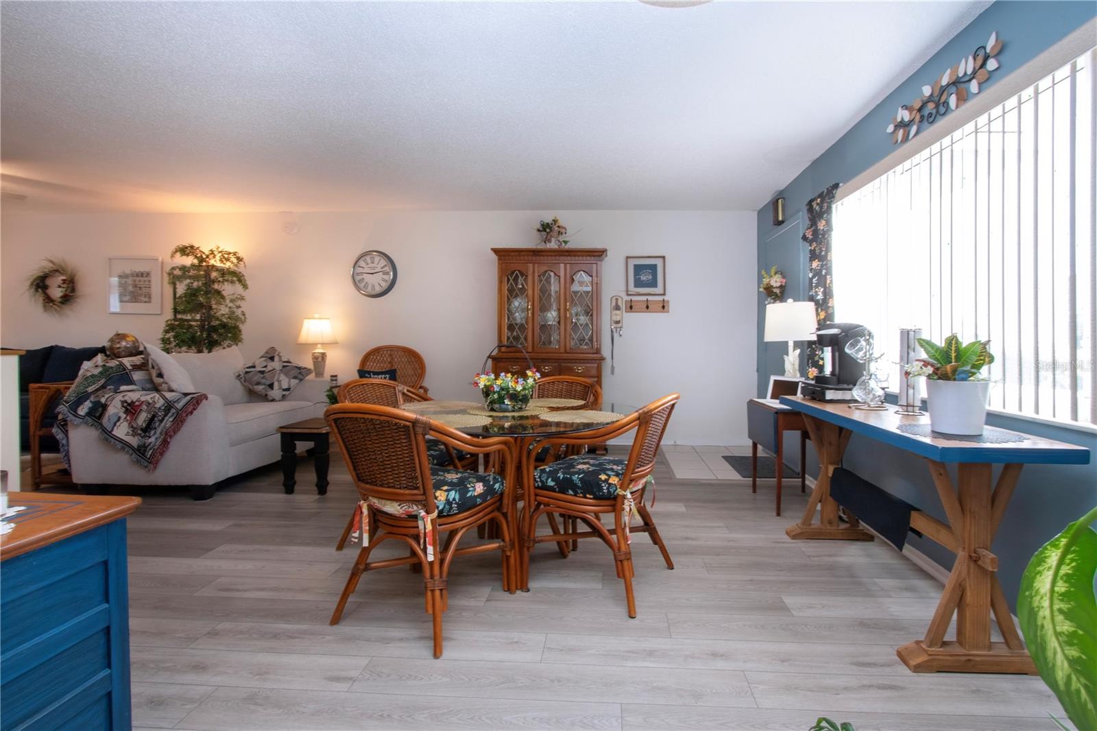 Image 10 of 50 For 4210 Ironwood Circle 101j