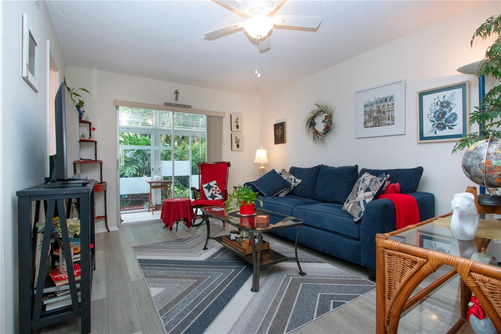 Image 12 of 50 For 4210 Ironwood Circle 101j