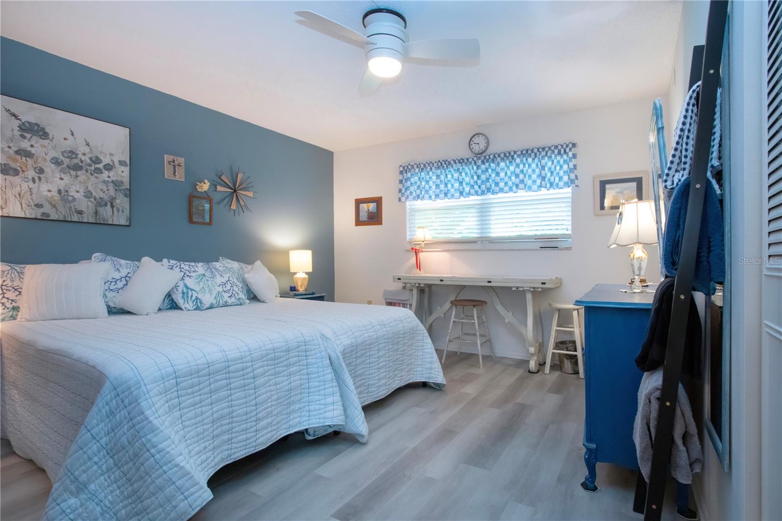 Image 28 of 50 For 4210 Ironwood Circle 101j