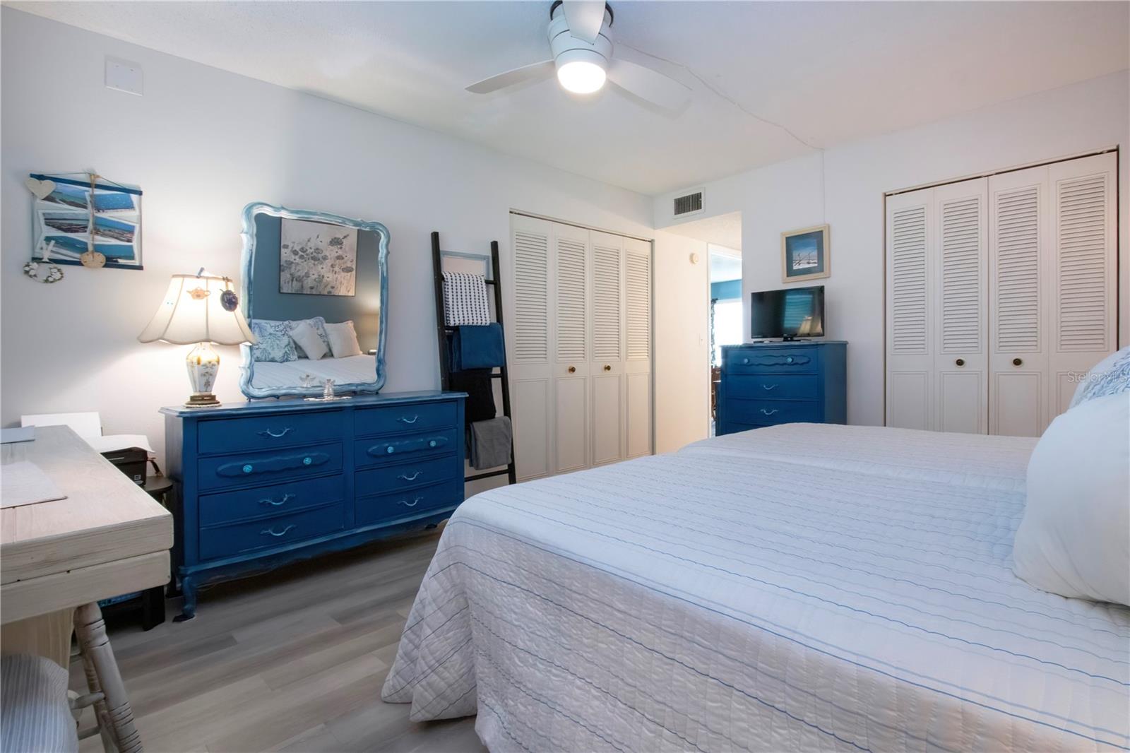 Image 29 of 50 For 4210 Ironwood Circle 101j