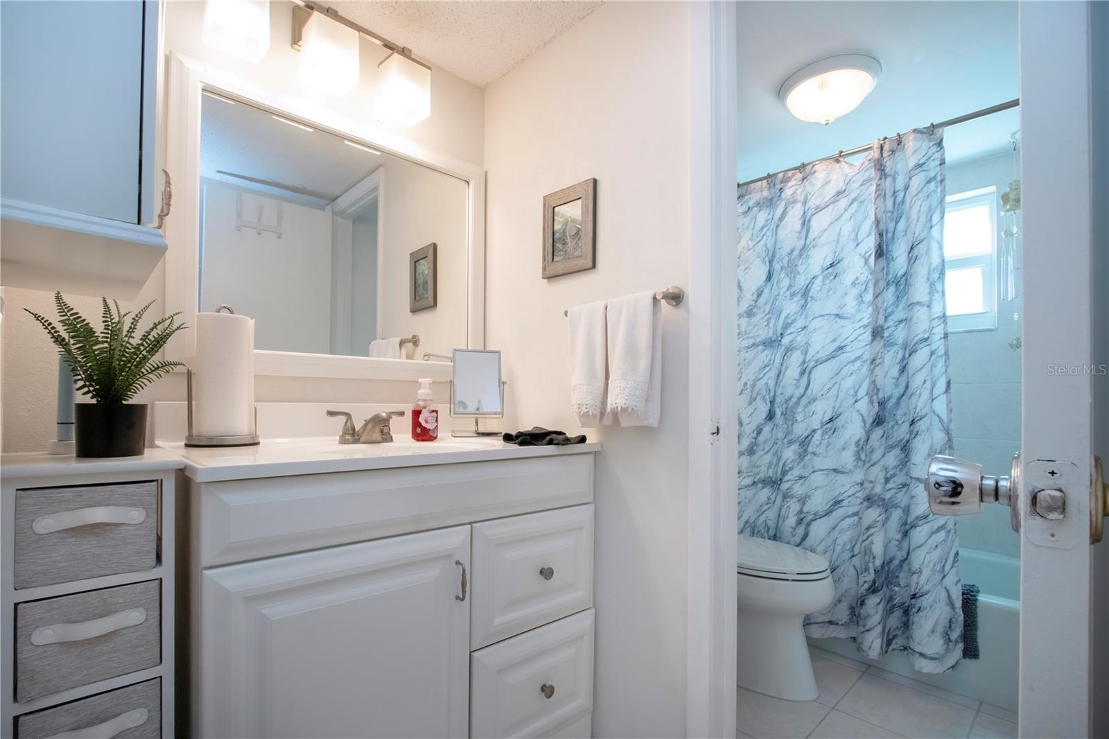 Image 33 of 50 For 4210 Ironwood Circle 101j