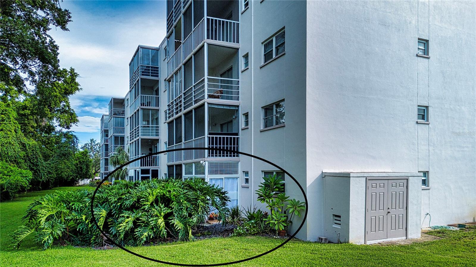 Image 39 of 50 For 4210 Ironwood Circle 101j
