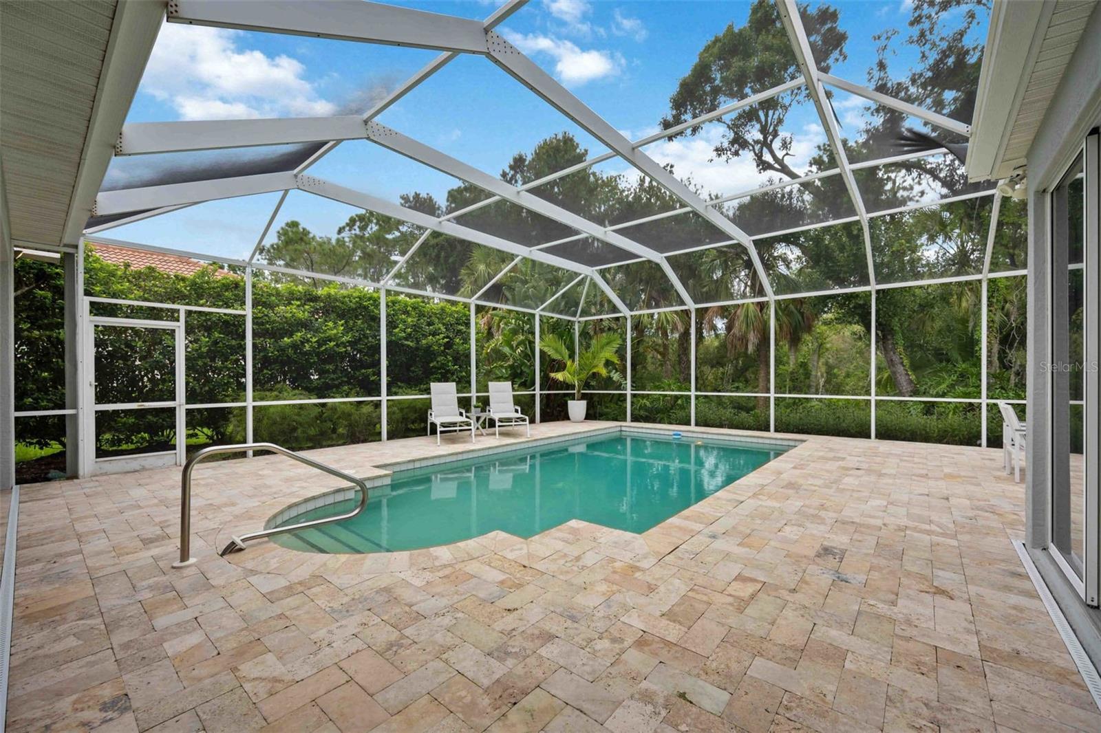 Image 40 of 77 For 8204 Waterview Boulevard