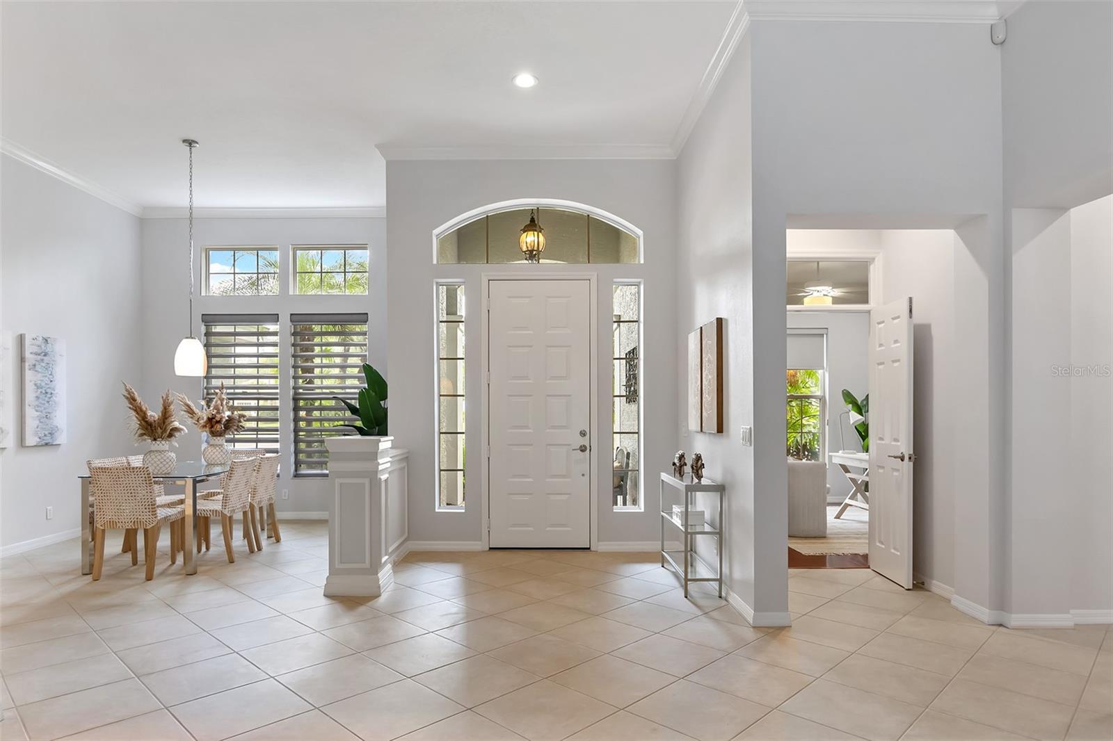 Image 7 of 77 For 8204 Waterview Boulevard